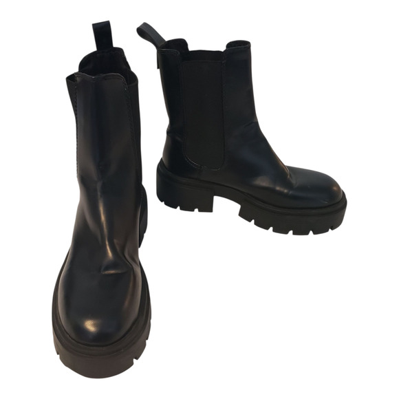 NEW H&M Chelsea Boots Womens Size 8.5 Black Lug Sole Chunky Platform Pull On - Picture 5 of 10
